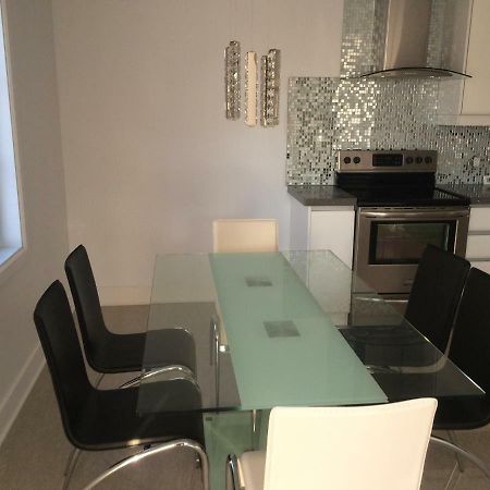 Luxury Two Story Villa Unit A Laval Esterno foto