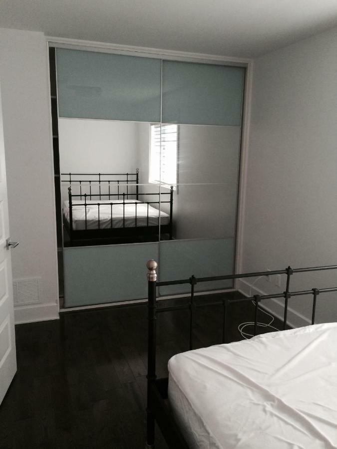 Luxury Two Story Villa Unit A Laval Esterno foto